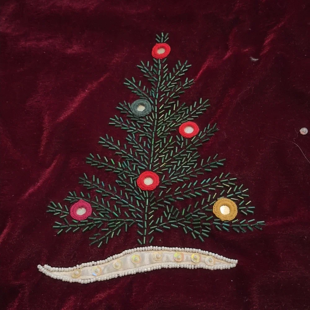 Burgundy Velvet Beaded Christmas Tree Skirt Embroidered Trees Gold Trim 53 Inch